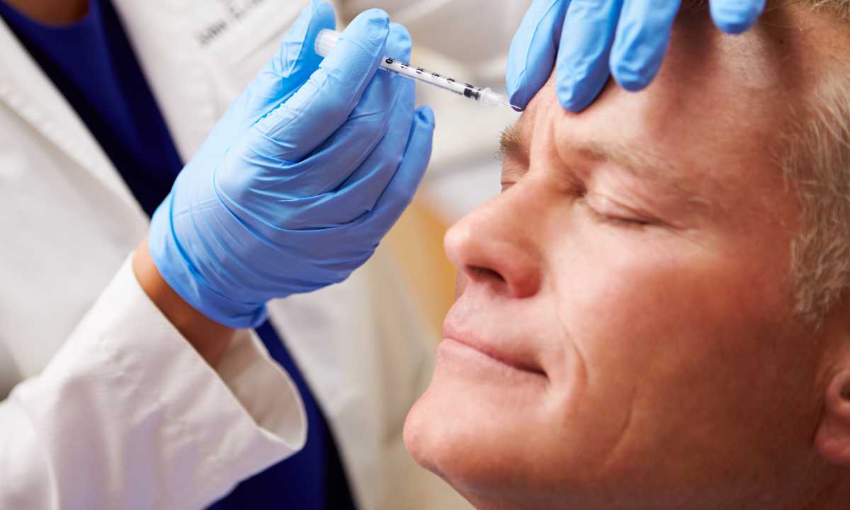 Injection Botox front inter-sourcil homme · Dr Cayatte Montpellier